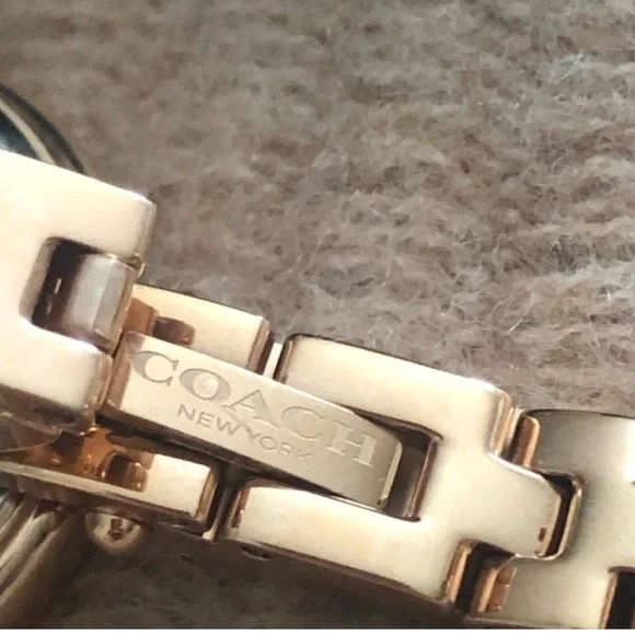 Coach Rose Gold Women's Watch - Picture 5 of 7